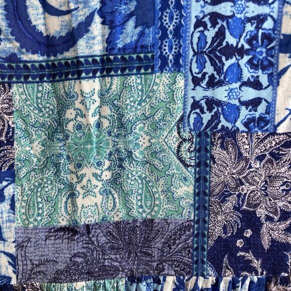Susan Graver Passport Blue Floral Patchwork Top Size 1X - Picture 11 of 11
